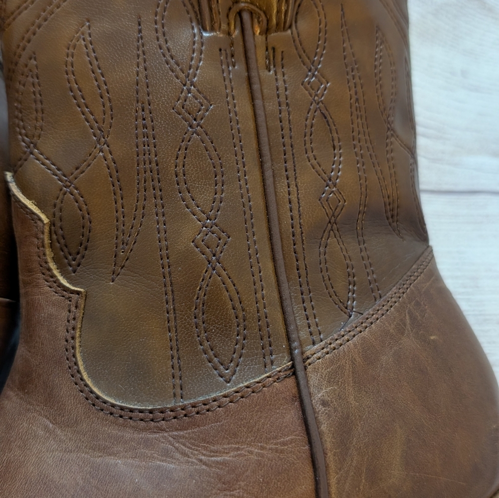 Nocona Women's cowgirl brown boots. Size 8.5 - Picture 11 of 12